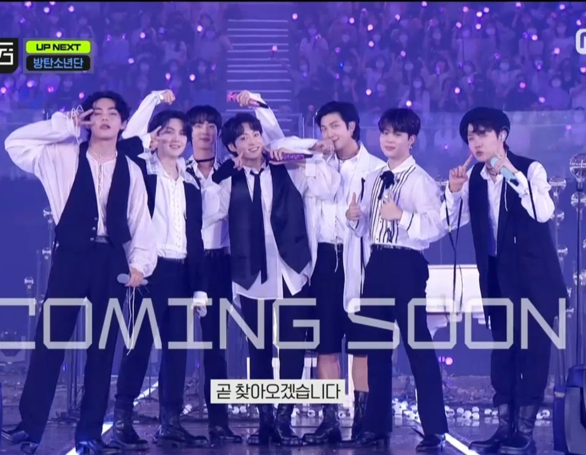 thanh01112002's tweet photo. Sân khấu Debut đầu tiên của BTS năm 2013 là MCOUNTDOWN và sân khấu đầu tiên BTS comeback cũng là MCOUNTDOWN.9 năm rồi BTS vẫn vậy chụp ảnh giống hình ảnh ngày xưa lúc debut 🥹😭

#PremiosMTVMiaw #MTVLAKPOPBTS  
#MTVLAHITMYUNIVERSE @BTS_twt https://t.co/pInMdlyEmI