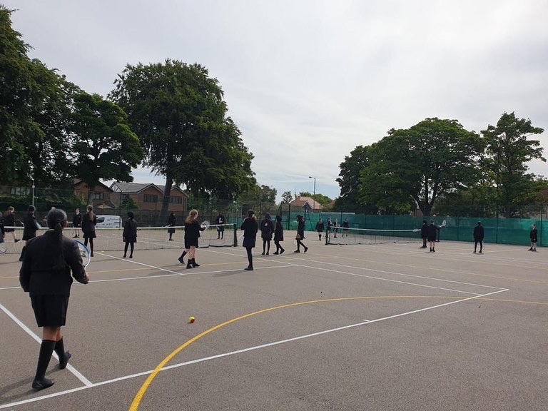 HollyLodgeLiver's tweet image. Year 7 tennis club out in the sunshine today. Well done to our sports leaders  🎾 🎾🎾 @liverpool_ssp @youthsporttrust @ptieducation #hollylodgelife #expecttoachieve #HLSA #HLSportsAcademy