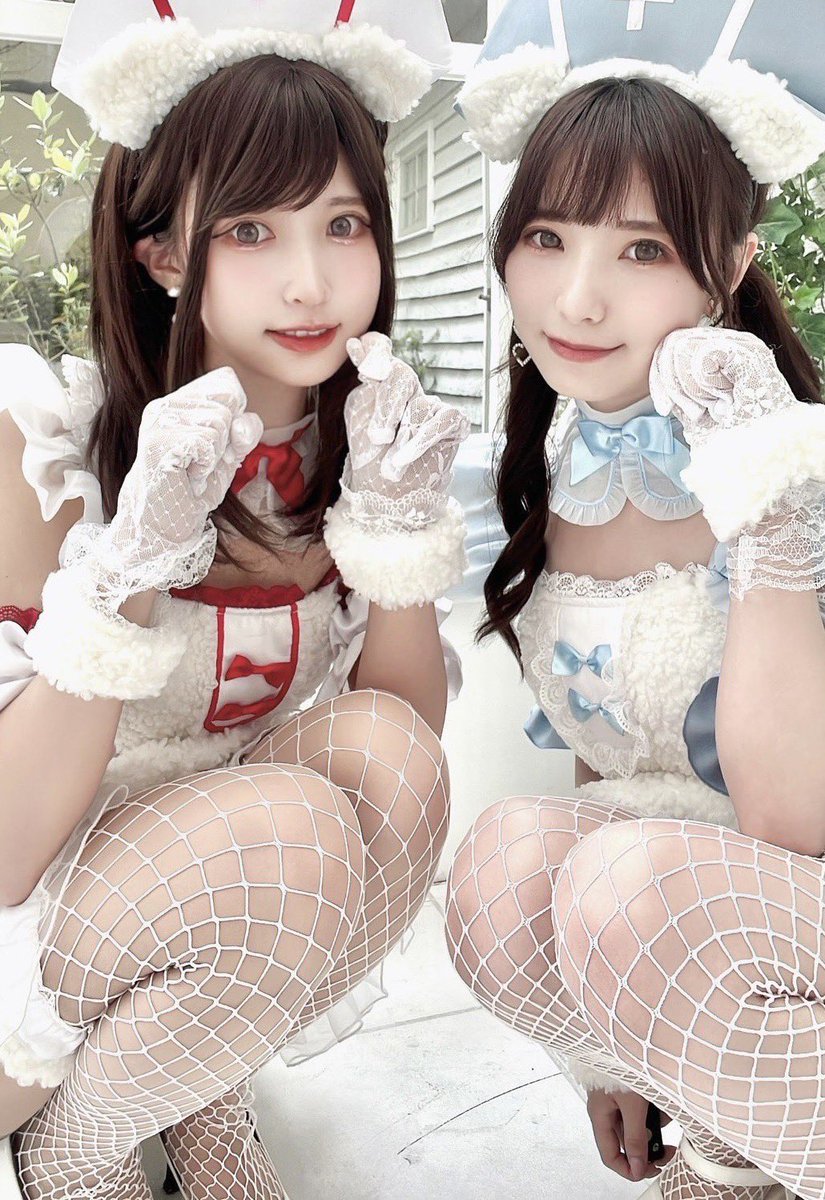 あしゅちゃんと 色違いけもみみナースさん♥️🥰