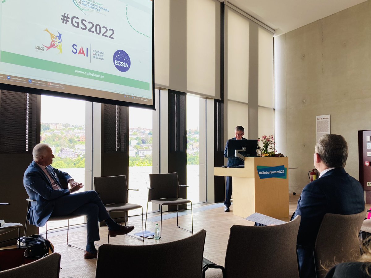 mirelamazalu's tweet photo. Michael Murphy, @euatweets President, gives keynote at #GS2022 - every single SDGs concerns universities. Students must graduates knowing the SDGs, their role on how to accomplish them and possess a set of values that honor them. @S_A_Ireland @IASAS_Global https://t.co/wVBlrhCzEB