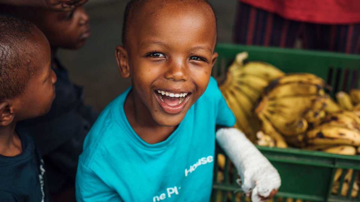 kafikahouse's tweet photo. Happy #InternationalDayOfTheAfricaChild! We believe no child in Tanzania should live with a treatable disability, so we provide the #highlovelowcost treatment and care to give them the healthy, happy futures they deserve. https://t.co/Pq0IRALeK0