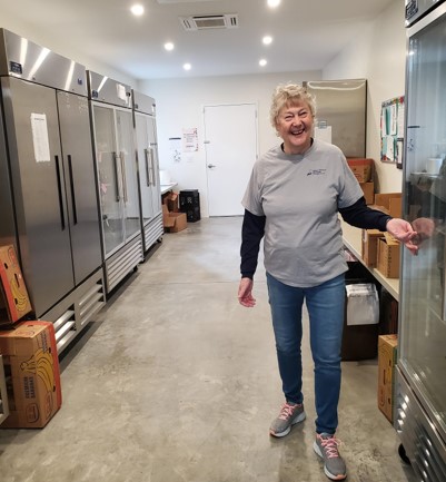 MANNAFoodBank's tweet photo. In 2021, United Christian Ministries of Jackson County distributed over 21,000 bags of food to over 2,200 households.
At the core of their work is the principles of treating everyone with kindness, dignity and respect.
#foodislove #jacksoncounty #wnc #foodpantry #partneragency https://t.co/OlpnUwobgq