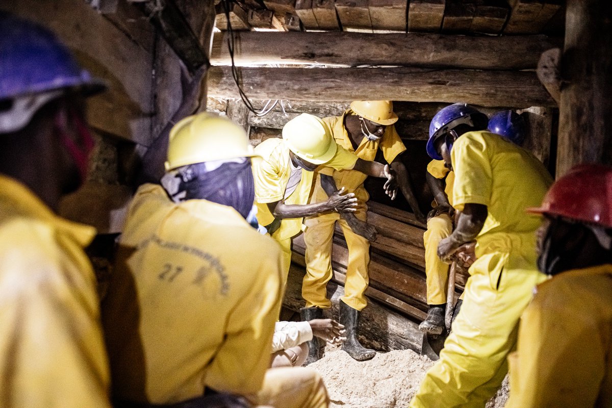 afrifamepicture's tweet photo. Workers at the Gakenke mining site, smiling and committed to their work.

Enlist us to tell the story of your business's work through photographs.
@giz_rwanda #afrifamexperience #RwOT https://t.co/aeGL3hTOxT