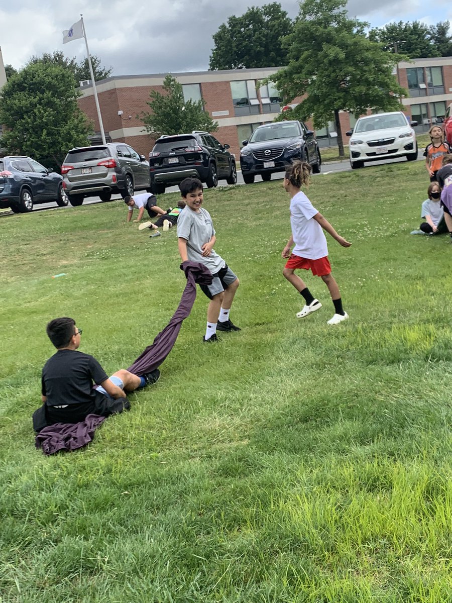 pidacks's tweet photo. Grade 5 Jaworek put on our own field day since we got rained out the first time around! #countdowntosixthgrade @Jaworek_School https://t.co/knJPRQHvtn