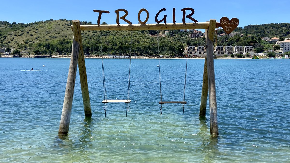 EstherChristina's tweet photo. Die malerische Hafenstadt Trogir.
#Urlaub #Kroatien https://t.co/pMIG4AUEib