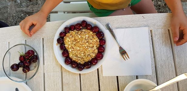 VeganTimesGR's tweet photo. Τί πρέπει να φροντίσουμε εάν έχουμε κάποιο κατάλυμα και θέλουμε να προσφέρουμε διαμονή και σε vegan κοινό;

https://t.co/c3cXrspz1Y

#veganholidays #veganbusiness #vegantimesgr https://t.co/jfx4OdBwLq