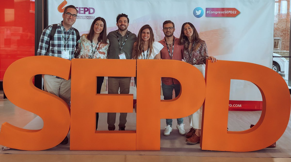 Beatriz Gros (@bealoquebea) on Twitter photo <a href="/HUReinaSofia/">Hospital Universitario Reina Sofía</a> Aparato Digestivo, presentando distintos proyectos de investigación en el #CongresoSEPD22
Que bueno encontrarme con mis compañeros y amigos. <a href="/AASalicilica/">Ana AS</a> <a href="/Rociotj95/">Rocio TJ</a> <a href="/jmzamora94/">JM Zamora</a> <a href="/albertogomez_92/">alberto gomez</a> <a href="/HUReinaSofia/">Hospital Universitario Reina Sofía</a> Aparato Digestivo, presentando distintos proyectos de investigación en el #CongresoSEPD22
Que bueno encontrarme con mis compañeros y amigos. <a href="/AASalicilica/">Ana AS</a> <a href="/Rociotj95/">Rocio TJ</a> <a href="/jmzamora94/">JM Zamora</a> <a href="/albertogomez_92/">alberto gomez</a>