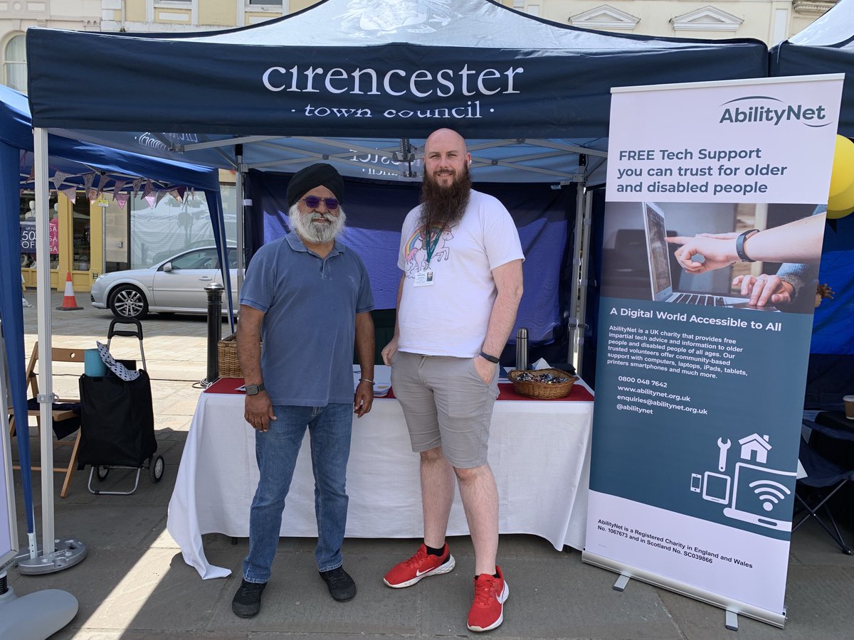 sethips2's tweet photo. @CirenTC come visit us at the Cirencester Town Centre.  ⁦@AbilityNet⁩ can help solve your Tech problem for FREE.  Call 0800 048 7642 https://t.co/wi6yIVIsvO