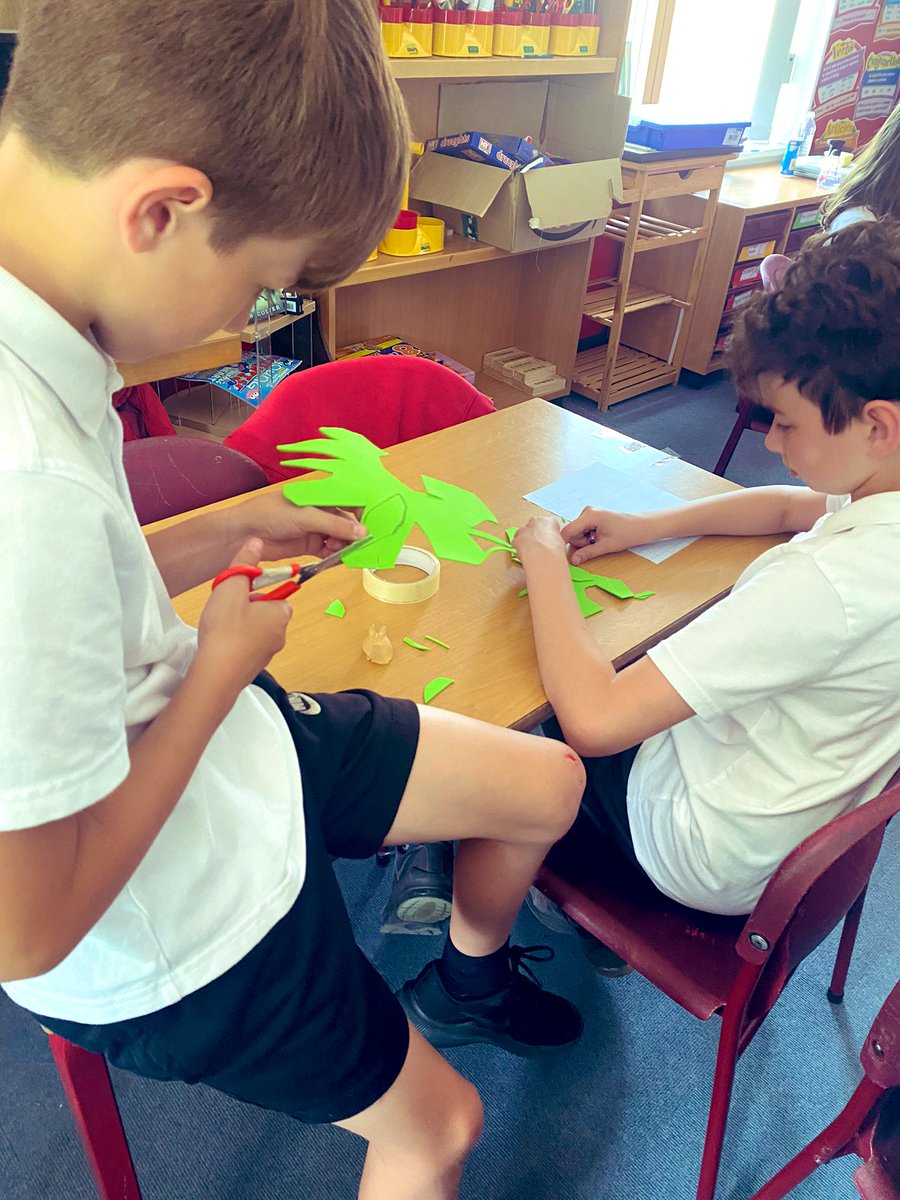 YsgolBrynCollen's tweet image. Now Dosbarth Glaslyn are working on aero-dynamic rocket design! 

We can’t wait to try out the rocket launcher on the school field 🚀💥 

#STEM #rocketdesign