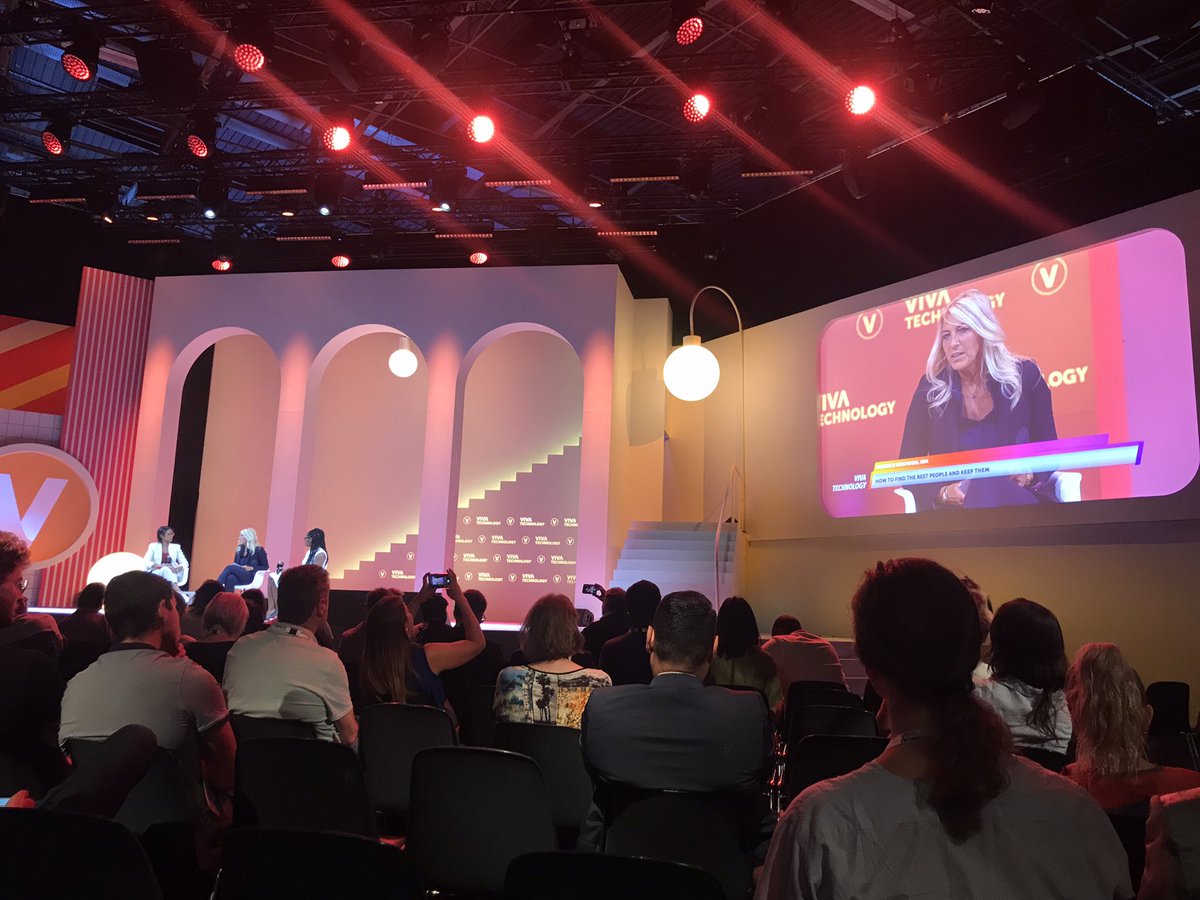 « How to find the best talents and keep them? » in the tech industry. « Be people centric » says Présidente <a href="/IBM_France/">IBM France</a> à <a href="/VivaTech/">VivaTech</a> 2022.
#vivatech