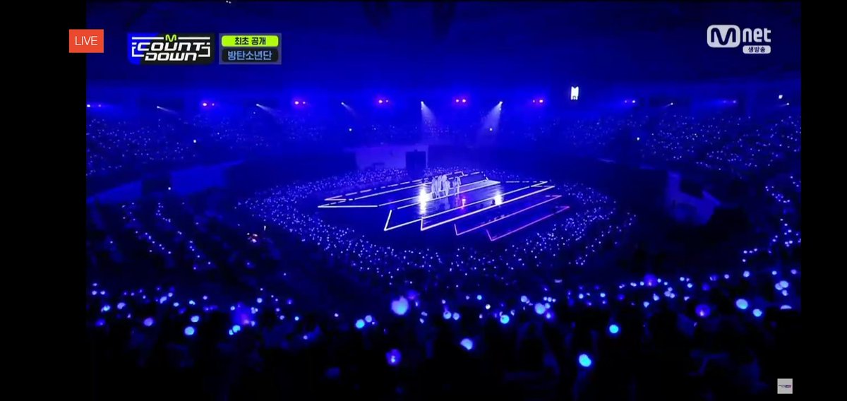ikilgo_rach_ana's tweet photo. That performance was 💯🥳💜🤪💀😍💕 i love @BTS_twt so so so much!!!!!!! https://t.co/qEYIuX0Tp0