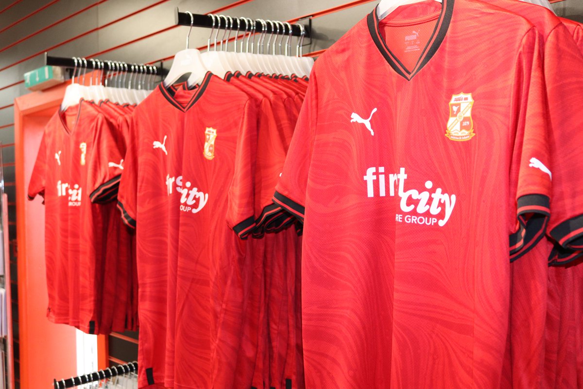 Official_STFC's tweet photo. 🛍️ | Who's excited for the grand re-opening of the STFC store?? 

Come on down at 12pm and get your hands on an official 22/23 shirt 🤩😍

#STFC 🔴⚪️ https://t.co/p24YzYm8nJ