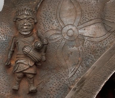 What was the kingdom of Benin known for?
It was famous for its Ivory & Wood carvers, the kingdom had Brass smiths & Bronze casters skilled in making naturalistic heads, bas-reliefs & other sculptures. #Beninbronze #Beninkingdom #beninbronzenft #nft #afronft #nftcommunity