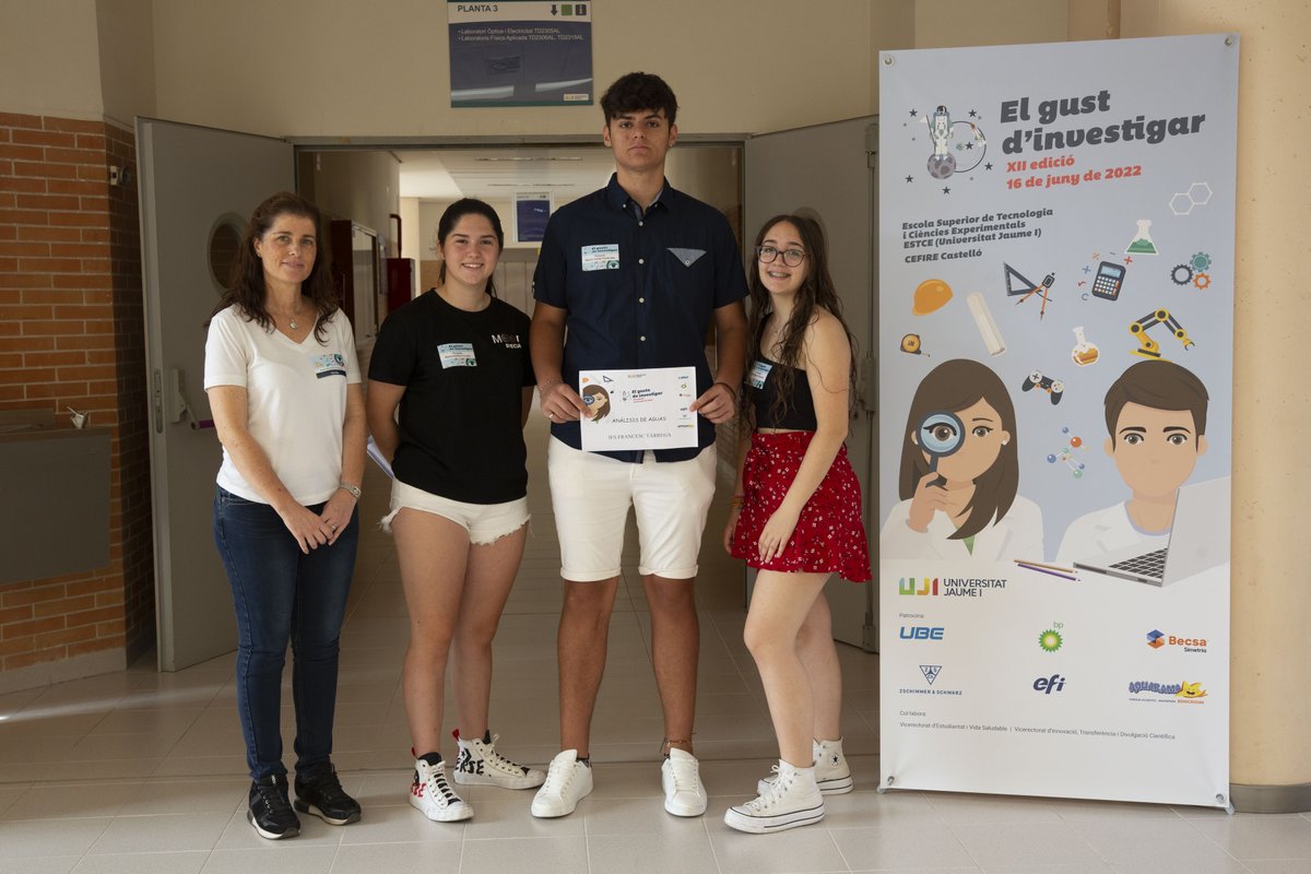 ✅«Por un mañana más verde». Presentat per Ferran Campos Iniesta, Lluís Castellet Ortells i Núria Gil Molés.
✅«Creando levadura». Presentat per Hugo Gozalbo de Gracia, Daniel Peruga Beltrán i Jordi Mata Colonques.
@iesfrancesctarrega. Tutoritzats per Irene Sanchis Camprecios