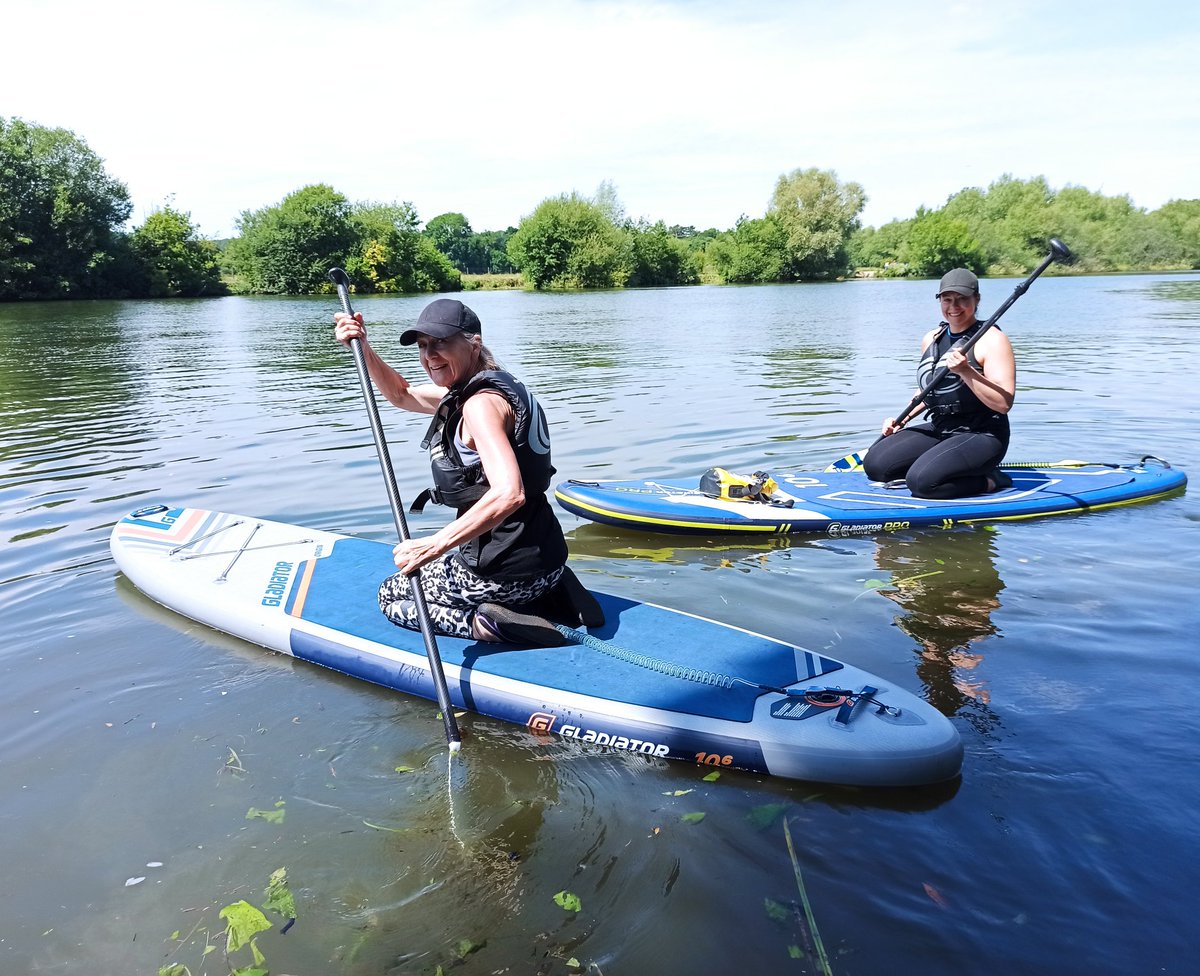 Perfect paddle boarding days in the sunshine.Hire from us and we send you on the river at Bisham with the paddle board blown up and ready to go or rent one from us and take it to the river/lake/sea of your choice ☀️🌊
Top quality boards &amp; free parking
#paddleboardhire #suphire