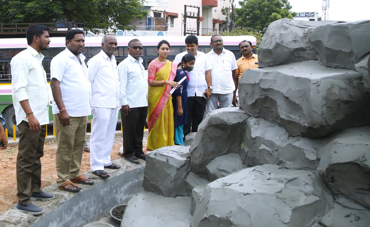 DrBogashravani's tweet photo. Inspected ongoing #JunctionDevelopment Works in Jagtial Municipality #PattanaPragathi
@KTRTRS @RaoKavitha @cdmatelangana @trspartyonline @DrSanjayTRS @PraveenBoga3 @IPRTelangana @HarithaHaram https://t.co/jV9W8M7lAS