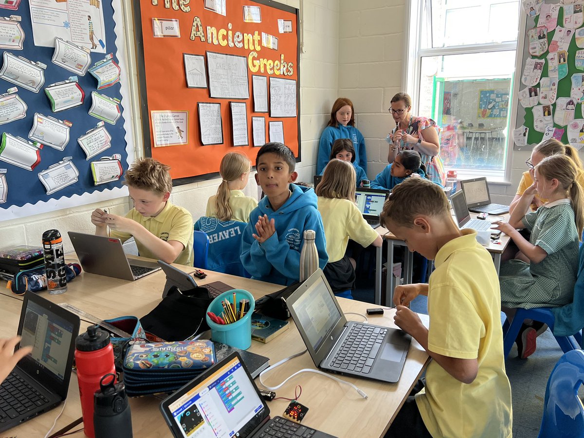 LeechpoolSchool's tweet photo. Year 6 working with Mrs Hunt from Millais coding on computers and then downloading onto microbits to make their own games 💻💻💻 https://t.co/zgQxQAeKPb