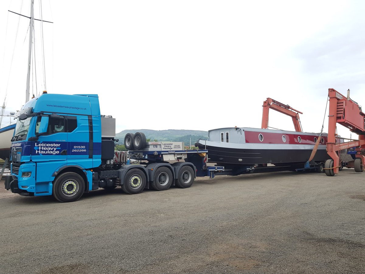 Wide Beam Barge being delivered to Dumbarton this morning.