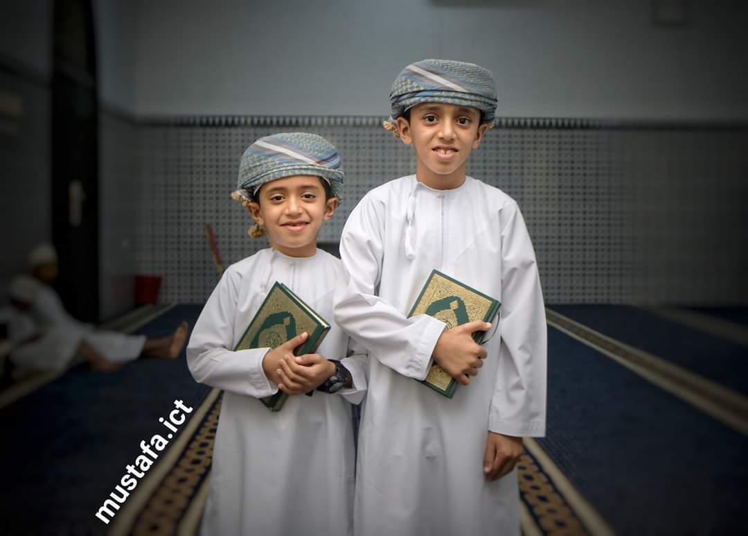 نبارك للأخوين تركي وزكريا أبناء زاهر بن سيف الصوافي حصولهم على المراكز الأولى على مستوى السلطنة في مسابقة التلاوة والصوت الحسن للقرآن الكريم، حصل تركي على المركز الأول وزكريا على المركز الثاني.
حفظهم المولى وجعلهم مع السفرة الكرام البررة. #سناو_تفخر_بكم