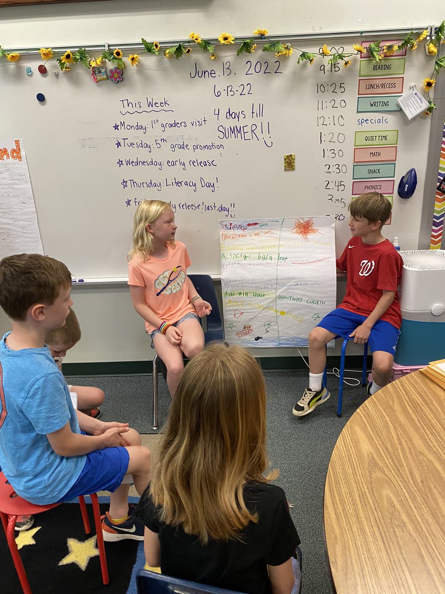 Miss Aronson's Sunflowers 💛 tweet media