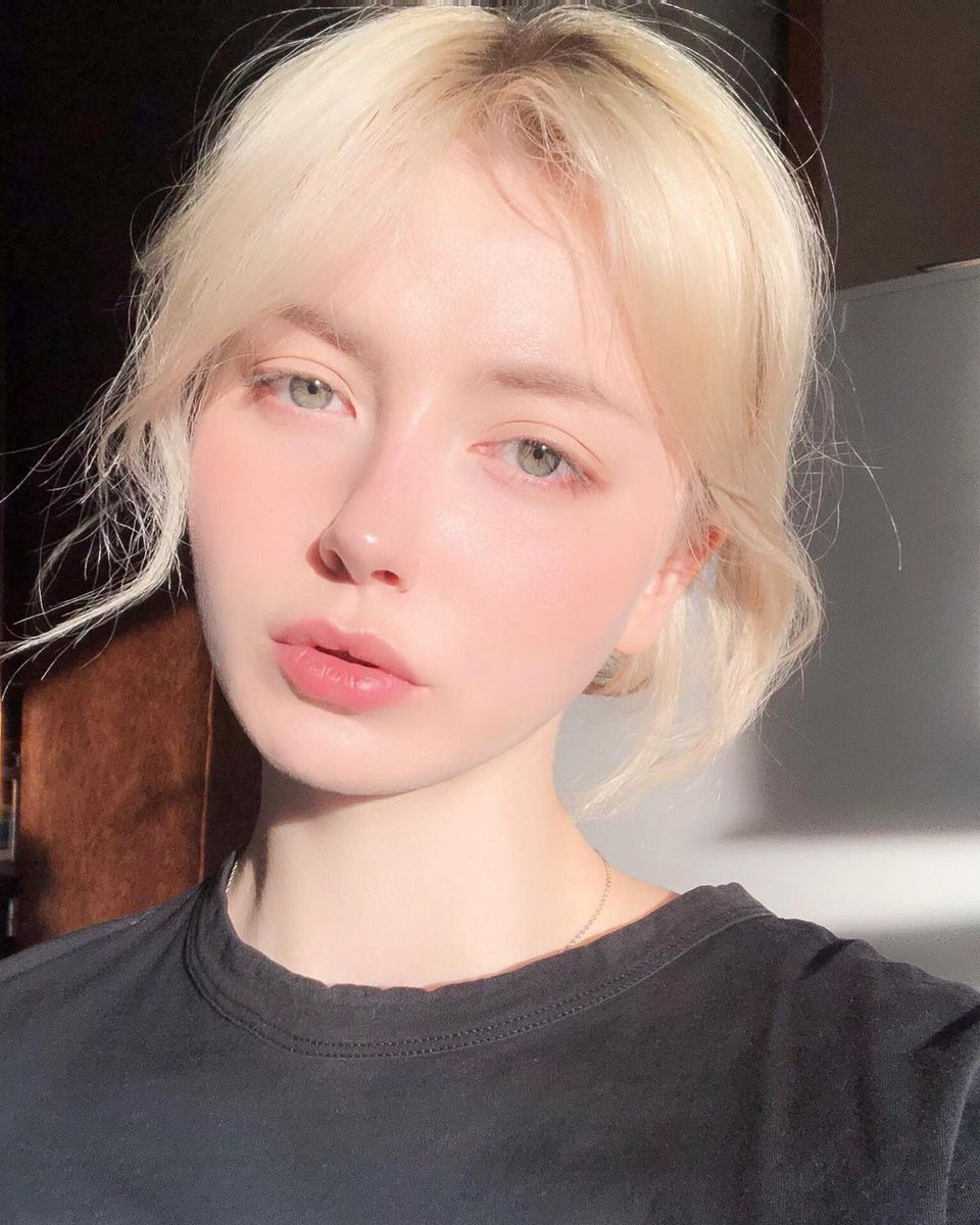 ⠀⠀⠀

      𝓘 𝗵𝗮𝘃𝗲 𝘀𝗽𝗼𝗿𝗲𝘀. . .
      𝘪'𝘮 𝘢 𝘮𝘶𝘴𝘩𝘳𝘰𝘰𝘮 🍄🌿 
⠀⠀⠀        ⠀⠀
⠀