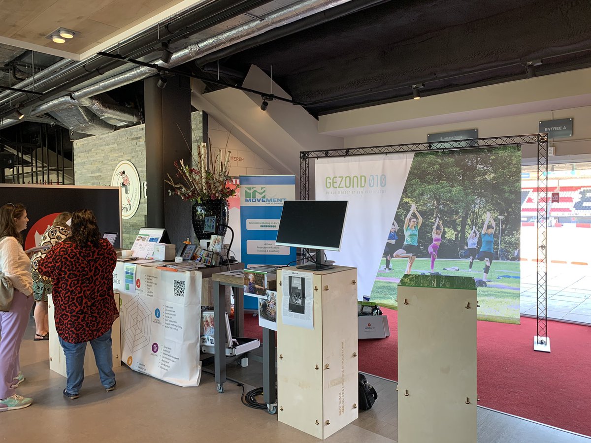 Het project <a href="/gezond010/">Gezond010</a> vindt vandaag plaatst in alle ruimtes van ons stadion! Wij doen graag mee in het thema en verzorgen een heerlijke gezonde lunch, smoothiebar en nog veel meer diverse gezonde snacks! #catering #gezond #evenement