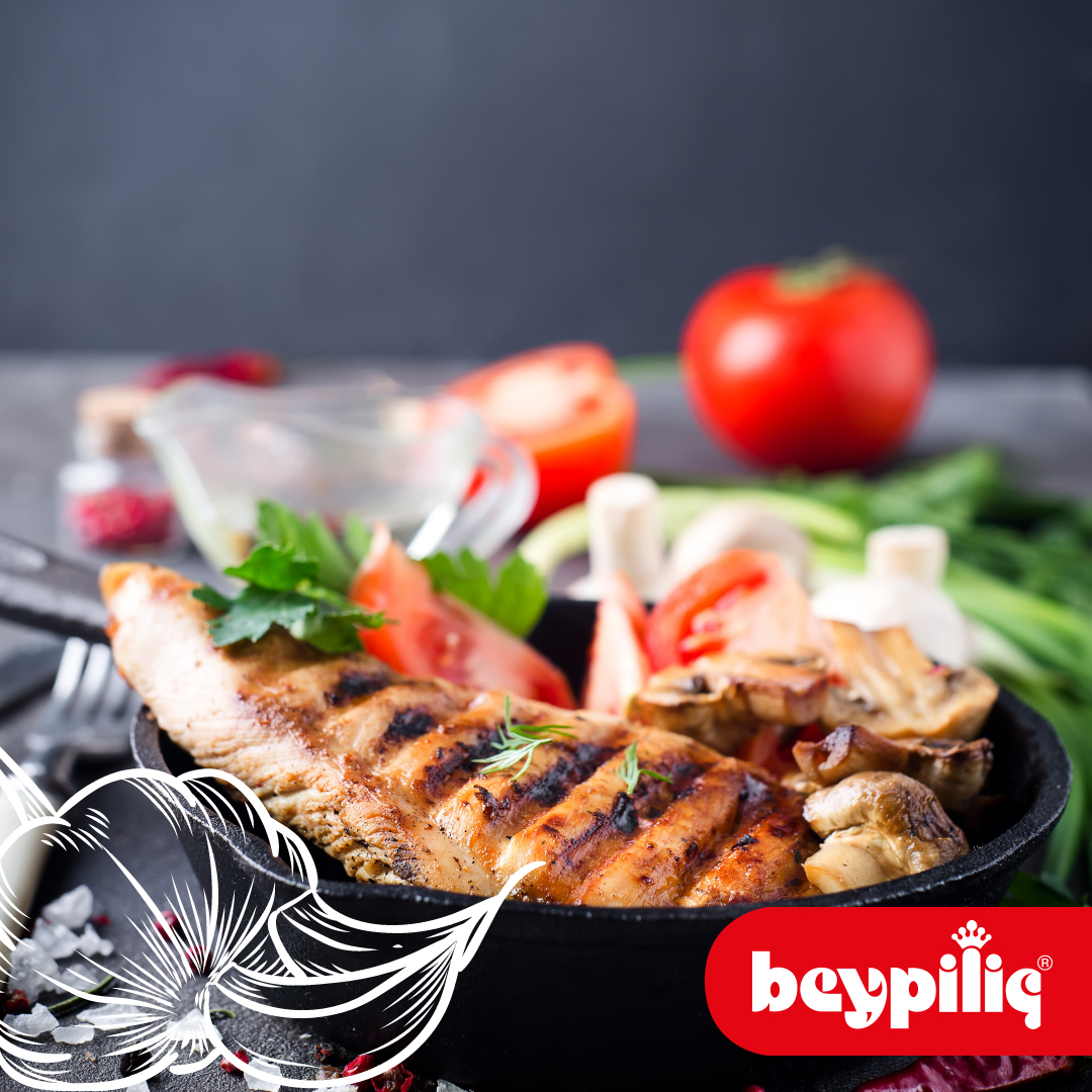 beypilicim's tweet photo. Bol domatesli ve sarımsaklı ızgara piliç fileto ile hazırlanan bir öğün tüm keyfimizi yerine getirebilir.  #beypiliç #beypilicim #ağzınızasağlık https://t.co/3IpE5UlG2i