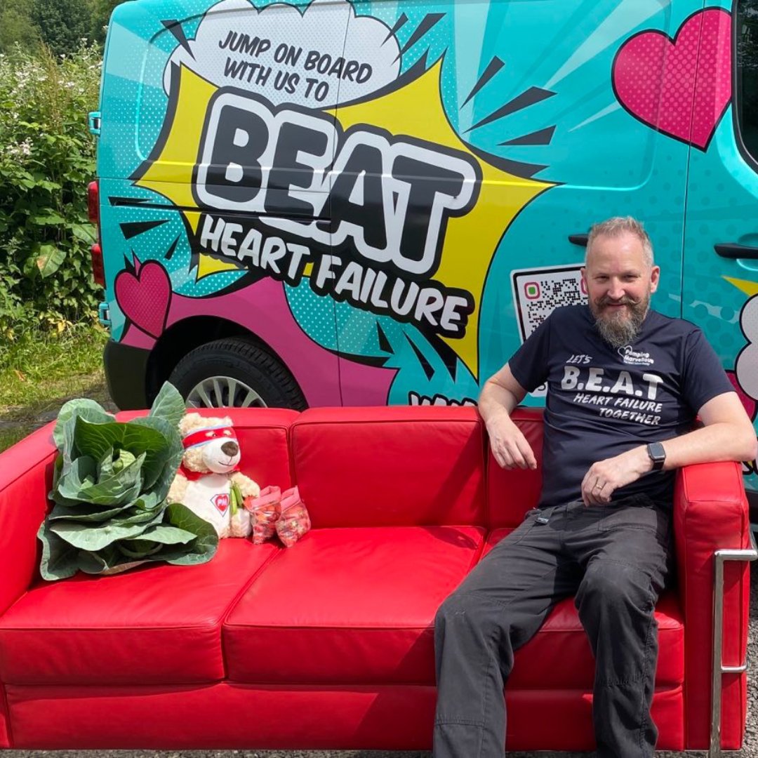 Today I had the Pumping Marvellous resident gardener and Patient Educator Gav on my red sofa!

Gav is always on hand to help our members with any gardening questions they have and he regularly inspires others with how he lives well with Heart Failure. 

Let's #BeatHF together ❤️