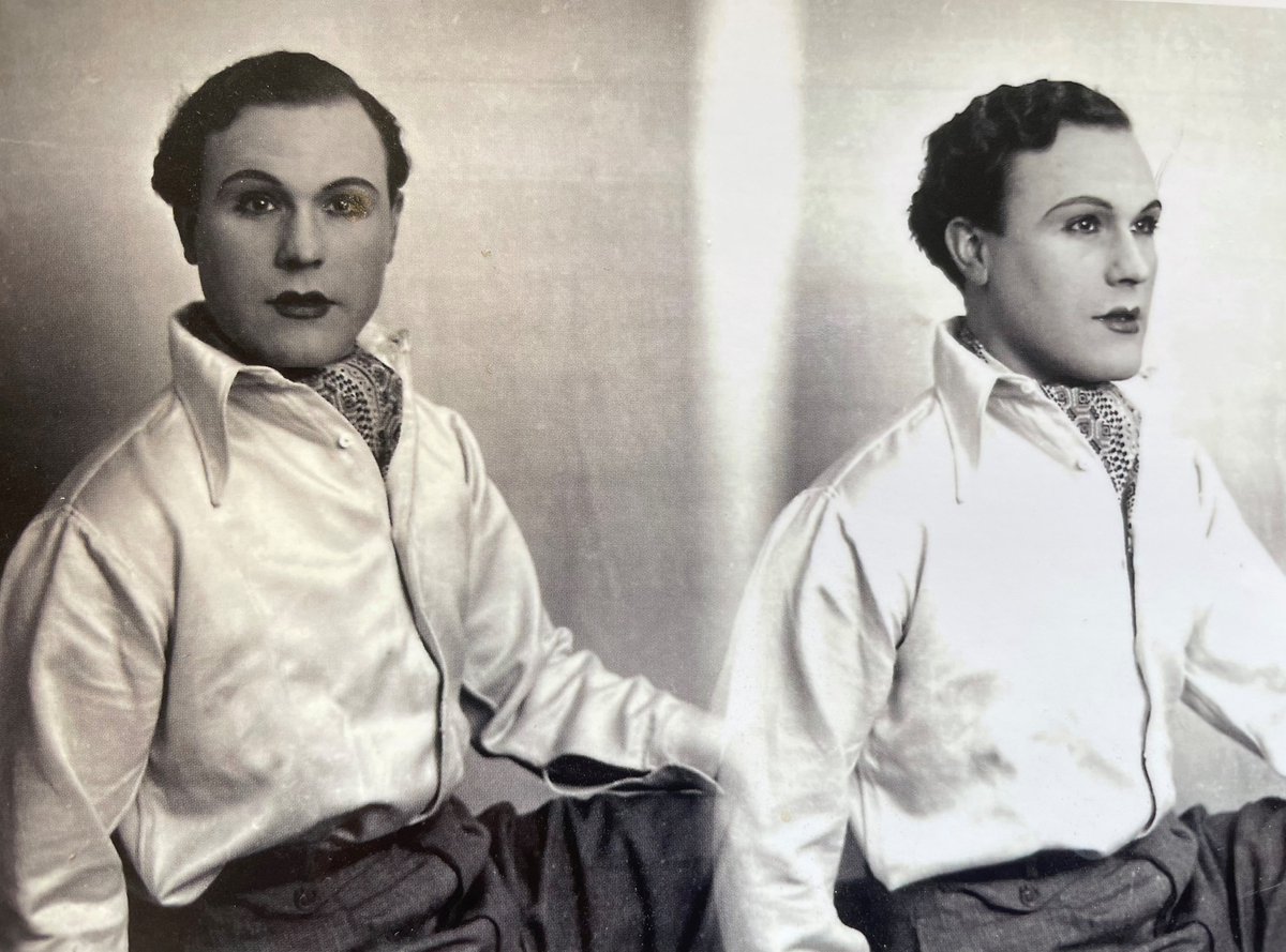 BarnsleyMHT's tweet image. #MuseumWeek theme today is #sexualitymw 
Maurice Dobson - miner, war veteran &amp;amp; boxer was openly gay in an era where homosexuality was still illegal. He &amp;amp; partner Fred lived in a Darfield shop, now a museum. 
Our Trustee, Ian McMillan, remembers them here
ow.ly/4U5H50Jz0Hi