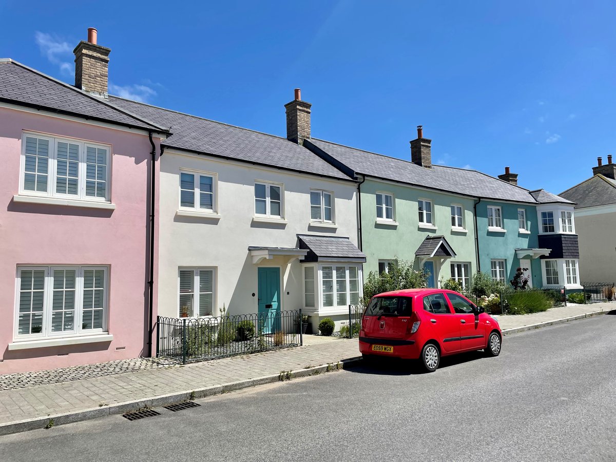 johnnyberesford's tweet photo. Thank you @PrincesFound for inviting me to the Affordable Housing Study Group at Nansledan, Cornwall. Great to see how the community is growing + the quality of the materials being used. Interesting debates about how new communities can address affordability issues. @WelborneUK https://t.co/WSyFLn01e6