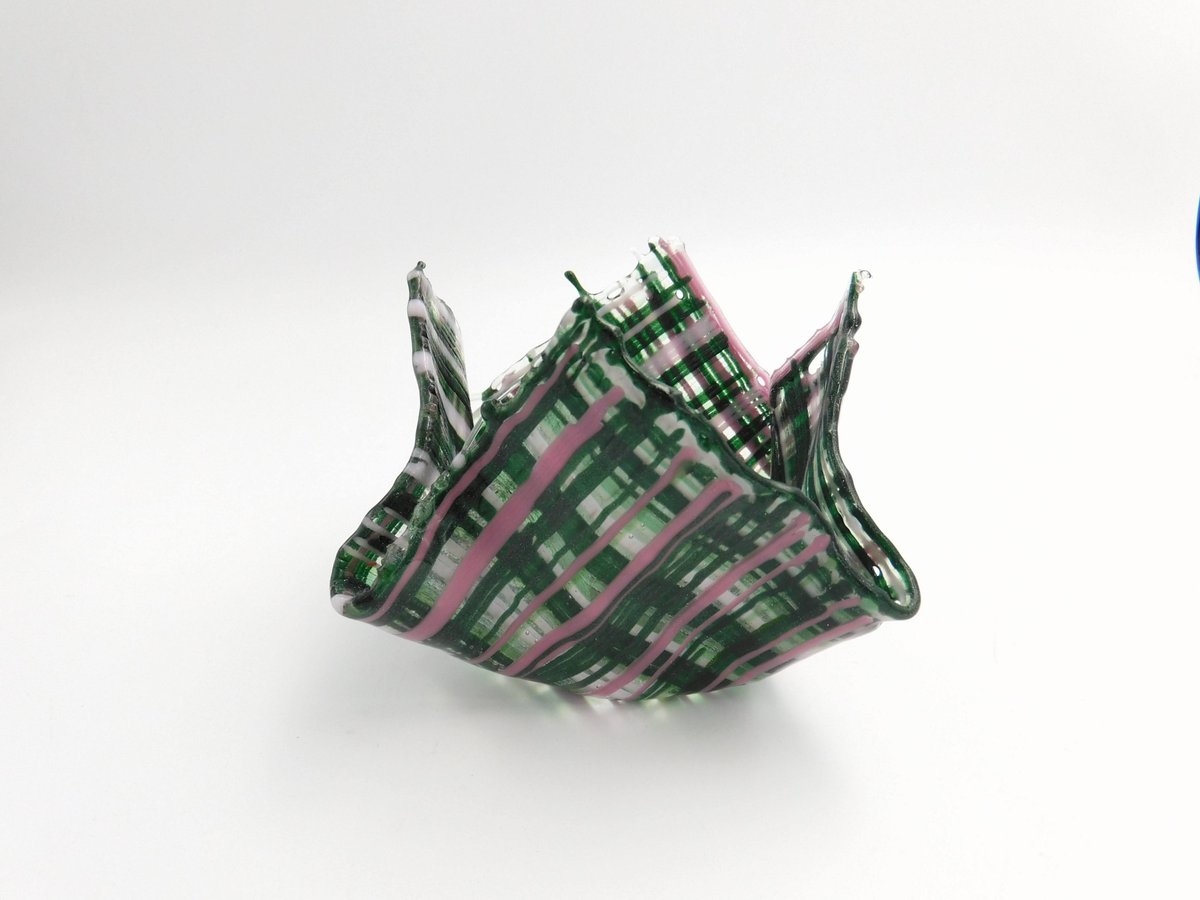 Here are a few of the beautiful creations from our recent glass weaving event! It is truly remarkable that these glass can be used in such a delicate way.