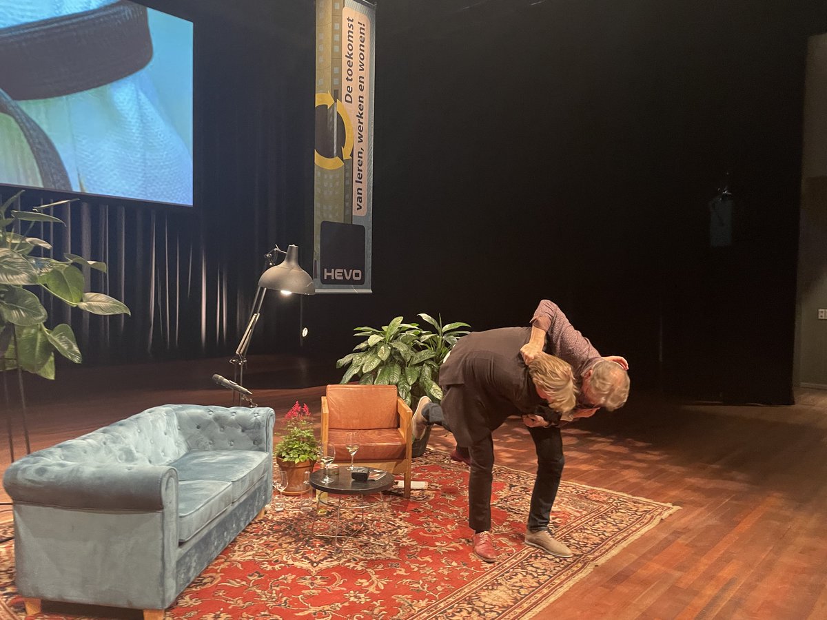 Gisteren was Zomaargasten bij de verjaardag van @HEVO_actueel. En dat leverde niet alleen mooie gesprekken op, maar ook een judo-demonstratie door Zomaargast Hans!