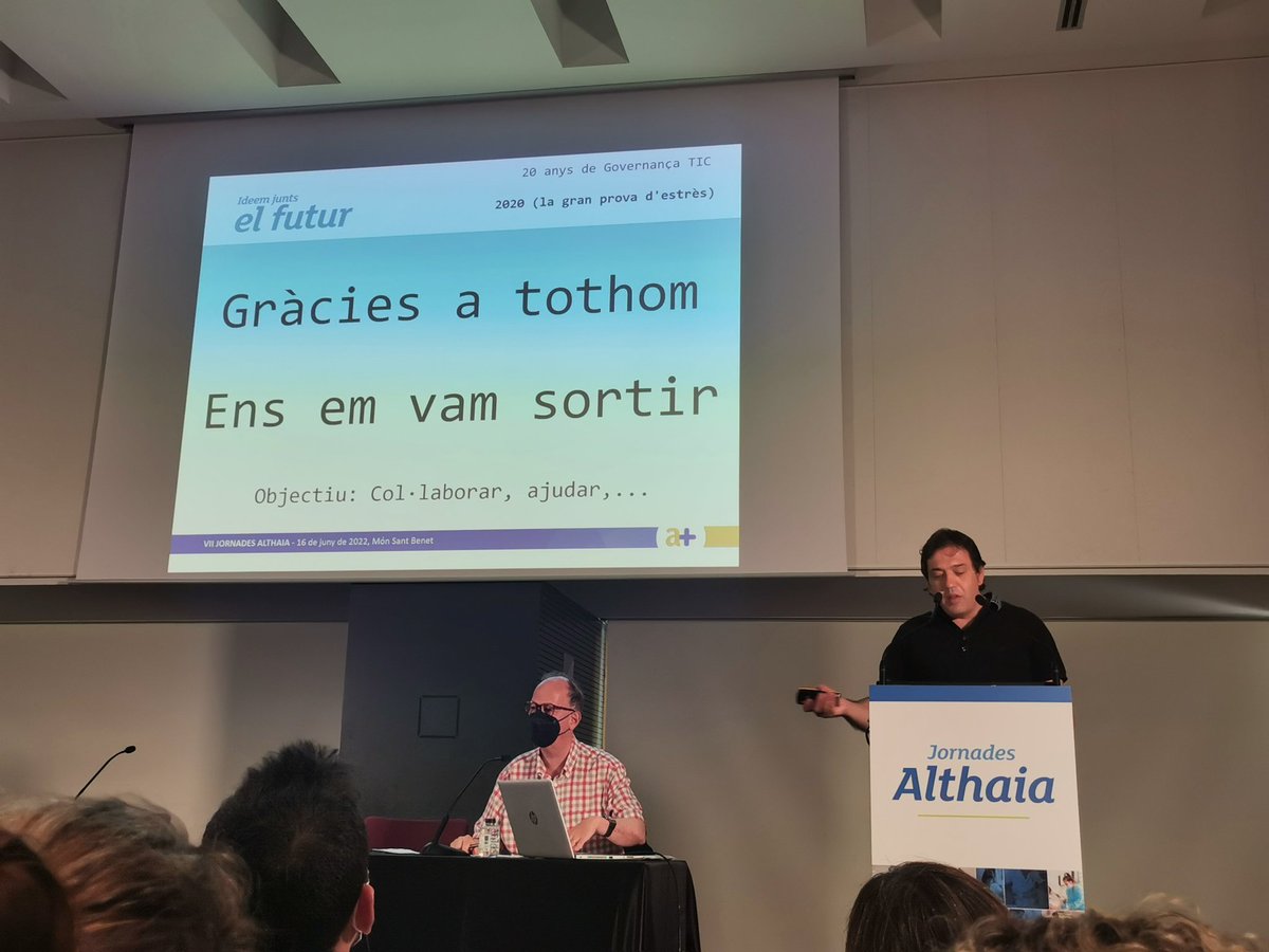 unainternista's tweet photo. Com resumir 20 anys de TIC a @althaiamanresa

Realment felicitats, per la feina feta 
@PereGuerrero i tot l'equip, i la magnífica presentació d'en Jordi Castells 

#jornadesalthaia22 https://t.co/f3bzlSqC1o