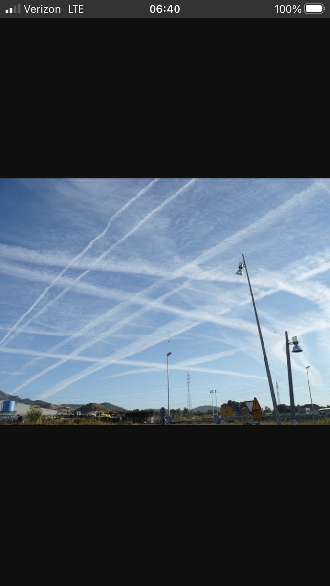 TheeDocHolliday's tweet photo. We can talk “climate change” after the government stops this shit👇🏻#chemtrails #engineeredweather https://t.co/8ODc4RPZZ4