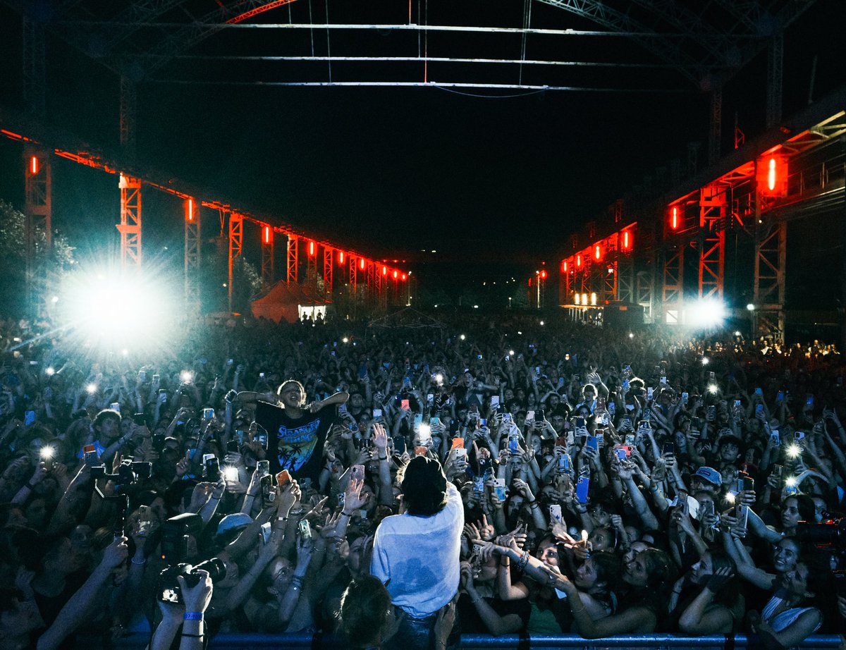 iosonoariete's tweet photo. GRAZIE MILANO. PER SEMPRE https://t.co/QYXqzi7PZ4
