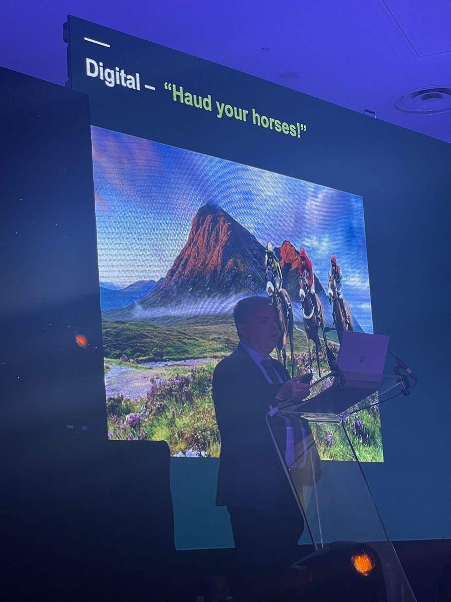 “Haud your horses!” It’s <a href="/ThePhilpster/">David Philp</a> up next at #DCL2022 sharing how <a href="/aecom/">AECOM</a> are creating new value and greater impact with data by defining the “why” super presentation!