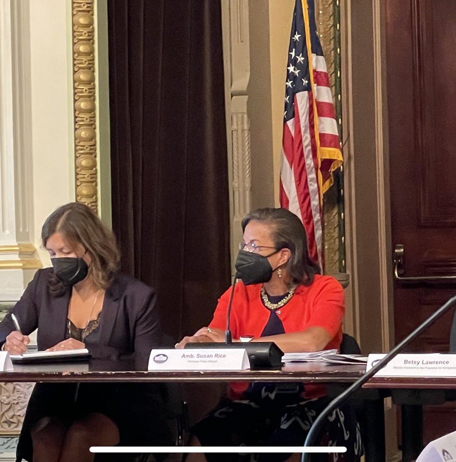 JaneKFernandes1's tweet photo. The Presidents Alliance on Higher Education and Immigration @PresImmAlliance ended a great day by meeting with Ambassador Susan Rice @AmbRice46, President Biden’s Director for Domestic Policy, and her staff. #withDACA #DACA10 https://t.co/aY3cK7UnHk