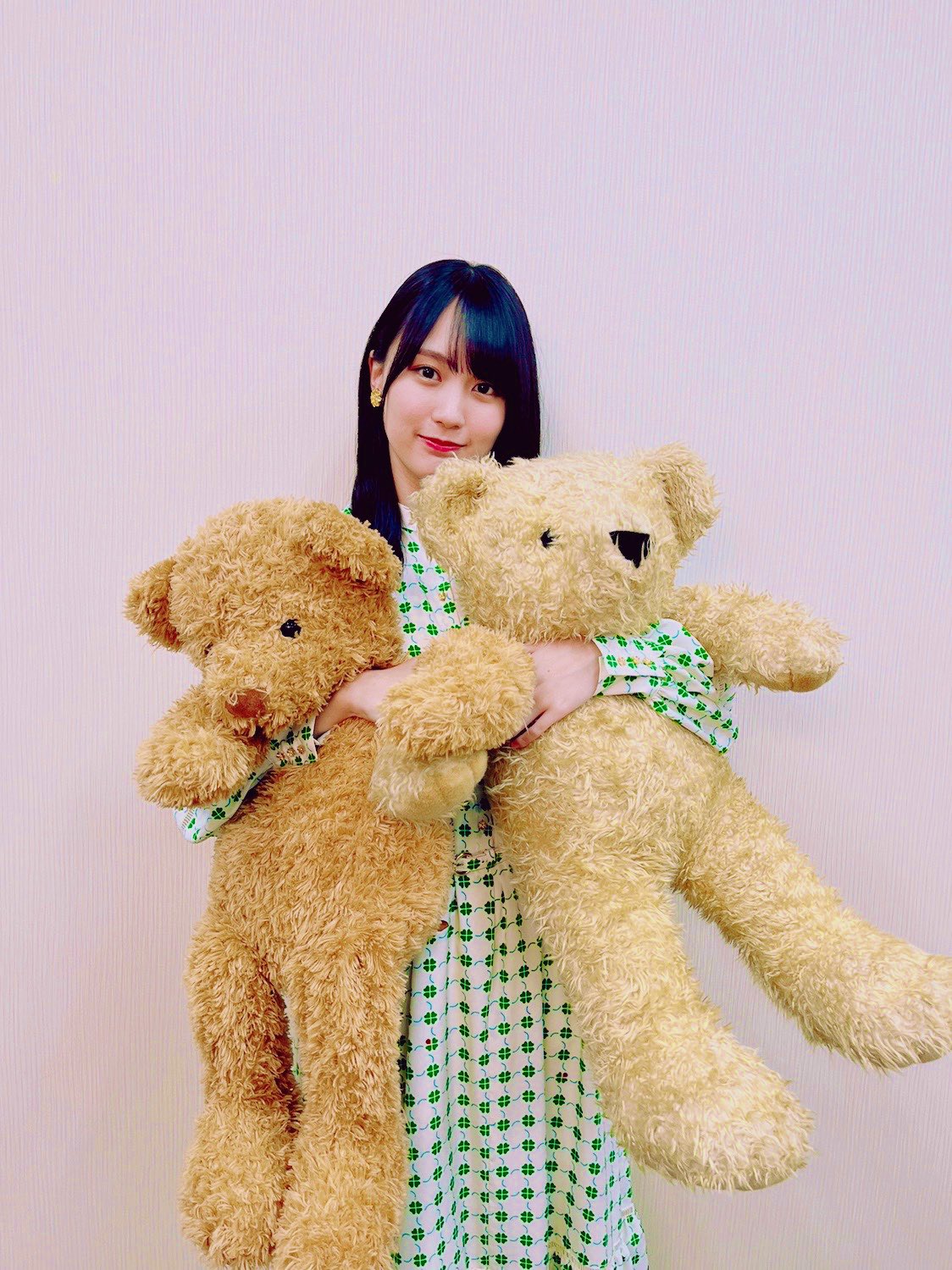 乃木坂46賀喜遥香 1st 写真集 「まっさら」好評発売中【公式
