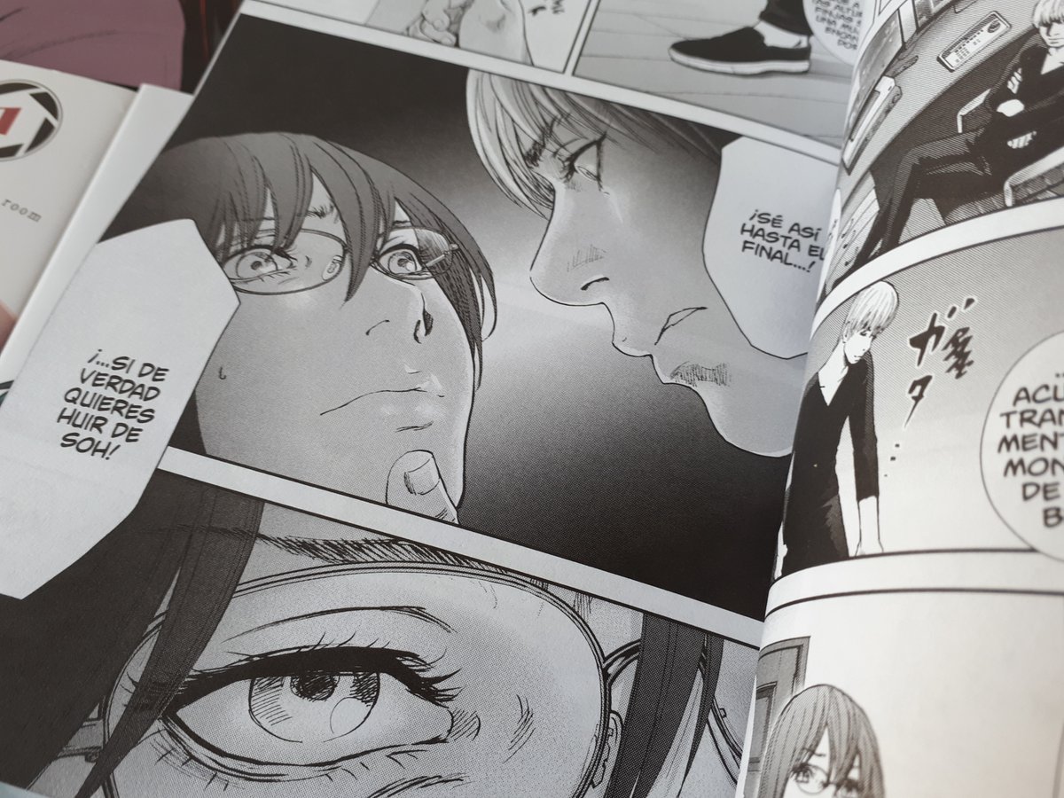 eccediciones's tweet photo. ¡La lucha por el control del tráfico de órganos se recrudece en el nuevo tomo de #GiftPlusMinus!
#RiyoKanzaki ha descubierto el secreto del corazón de #TamakiSuzhara. ¿Quién está detrás de la operación?
https://t.co/UeUwBkJRup https://t.co/b8MyPUI31f