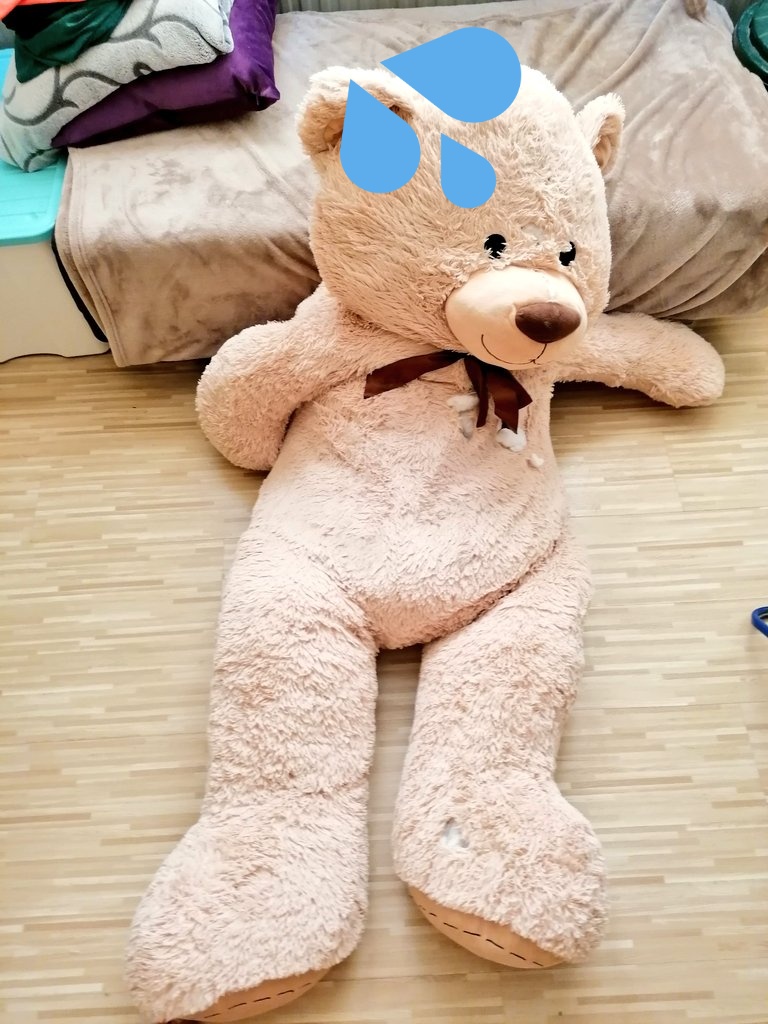 Wär will auf den Teddy reiten und drauf abspritzten,der soll mir schreiben. 👍😎Freu mich auf coole Nachrichten 🤗