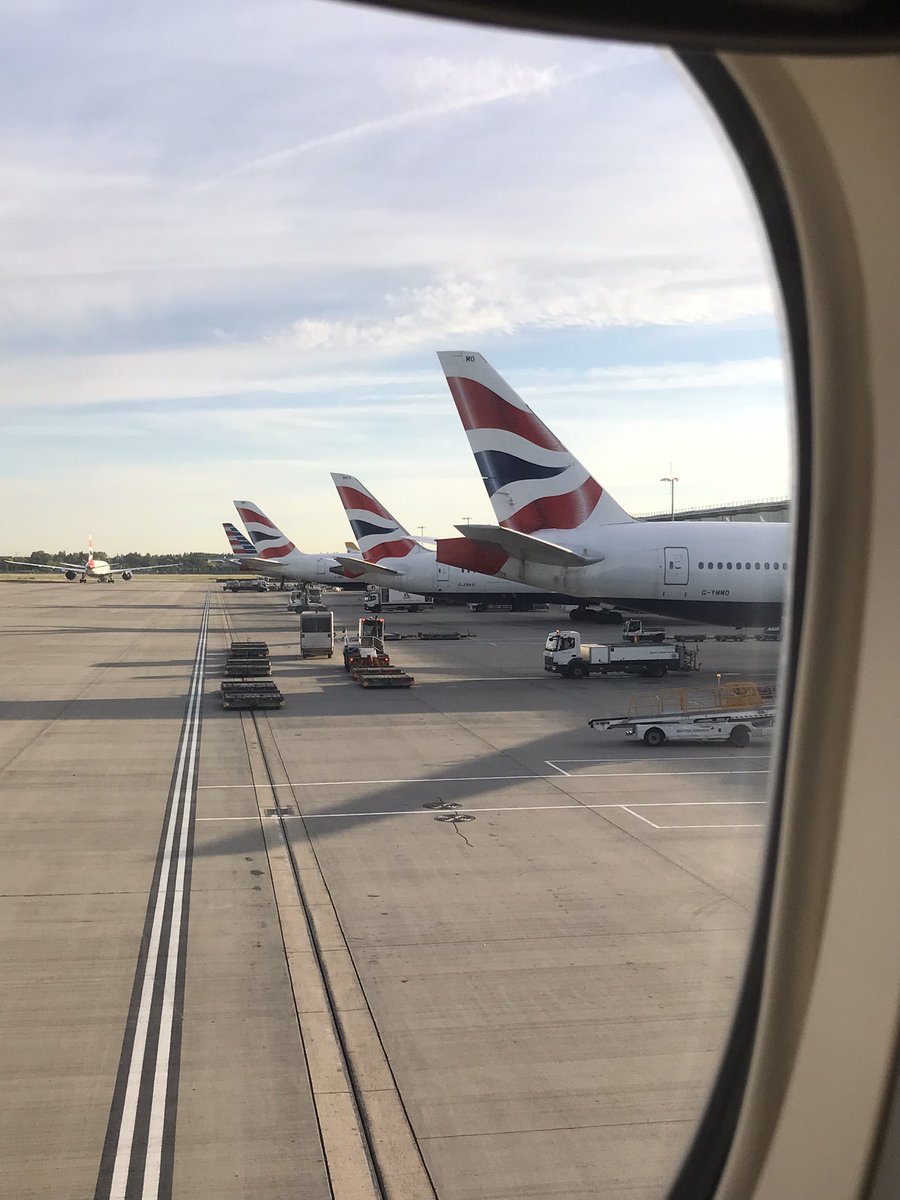 A warning for anyone with connecting flights that involve swapping terminals at London Heathrow.

Having flown in overnight from Dallas earlier &amp; despite  <a href="/HeathrowAirport/">Heathrow Airport</a> having SIX HOURS to transfer my luggage from T5 to T3 they didn’t manage it.

Now in Prague. 

And smell.