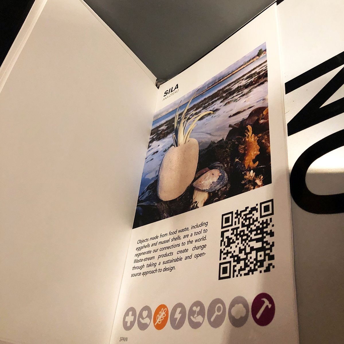 AOtero's tweet photo. Thrilled to share that some of my work on #materialexperimentation with #foodwaste from eggshells🥚 and seashells🐚 is on display at the #ISEA2022's exhibition at @santamonica_bcn as part of the 'Tools for a Warming Planet' project
https://t.co/h8ShLssY1X https://t.co/IOmJsnmT7Z