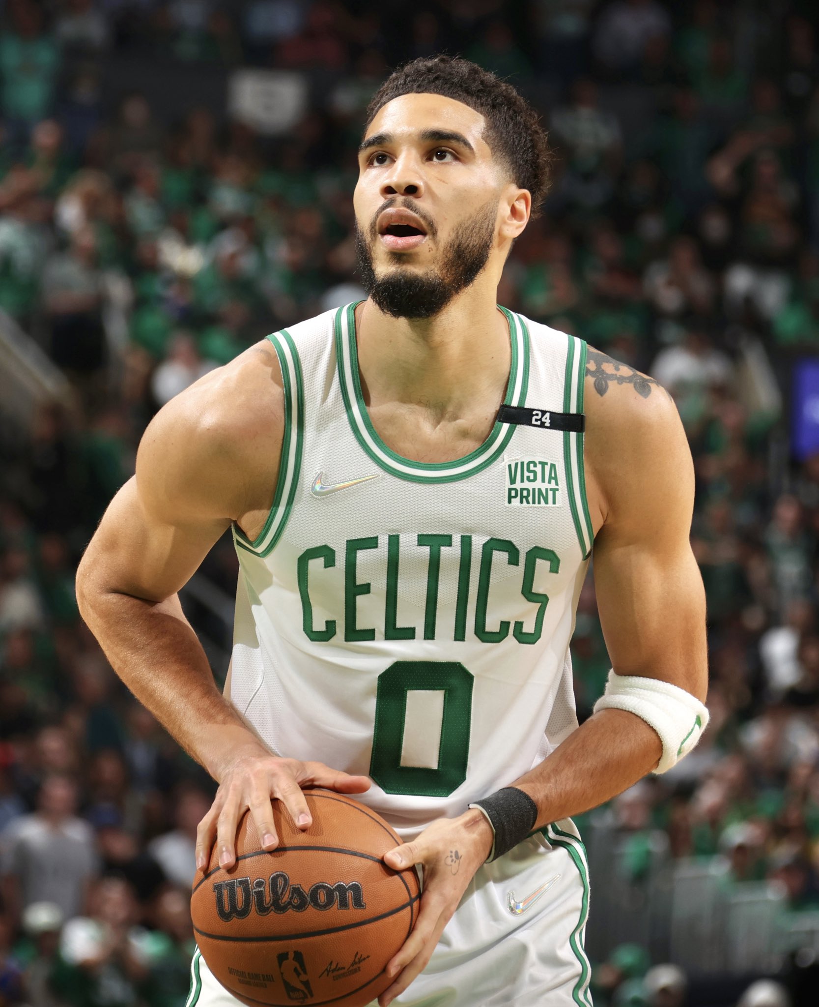 Nick DePaula on X: Here's the Warriors & Celtics' entire #NBAFinals  jersey schedule, game by game. Although each home team had five jersey  options to choose from, all 7 games will feature