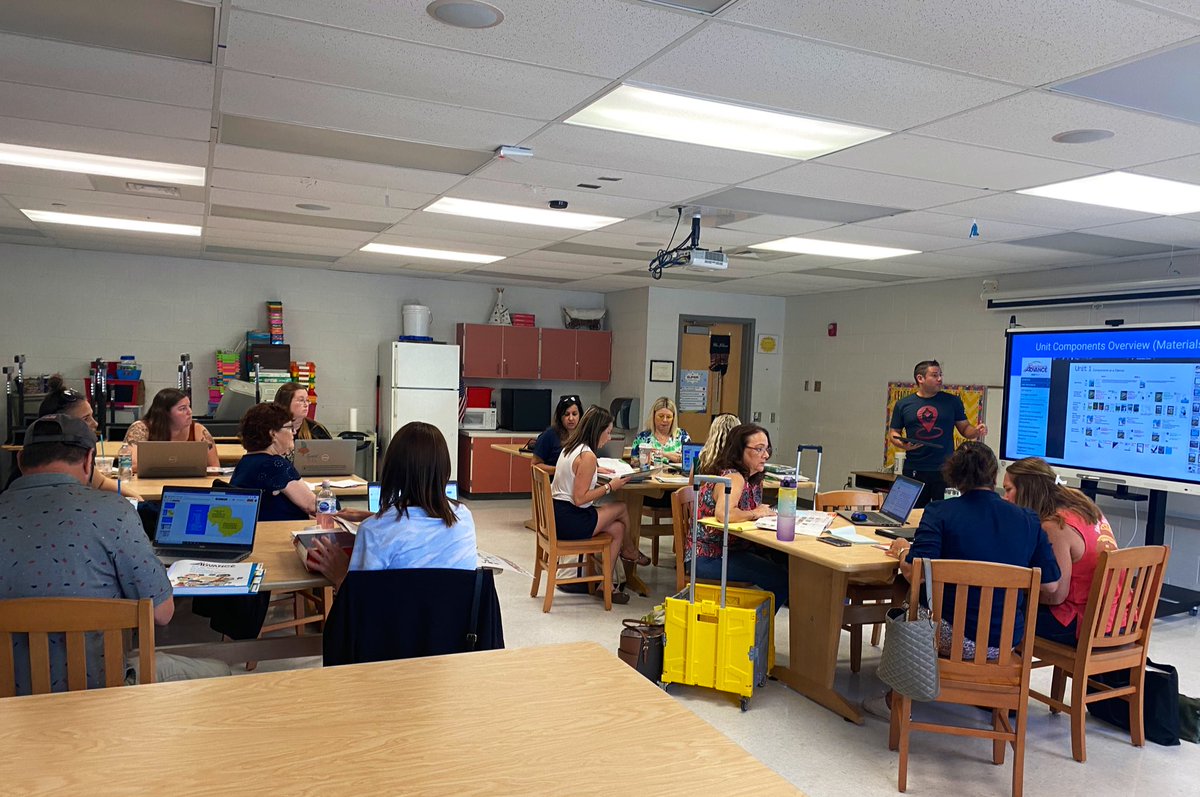 InstSupSteiger's tweet photo. Benchmark overview with @domincgrasso today @ShineonSPES! Check out our dedicated teachers diving into the new resources the 3rd week of summer! @KristinMenschel @Instr_sup #dedicated ☀️❤️☀️❤️ https://t.co/szwsgEYlwj