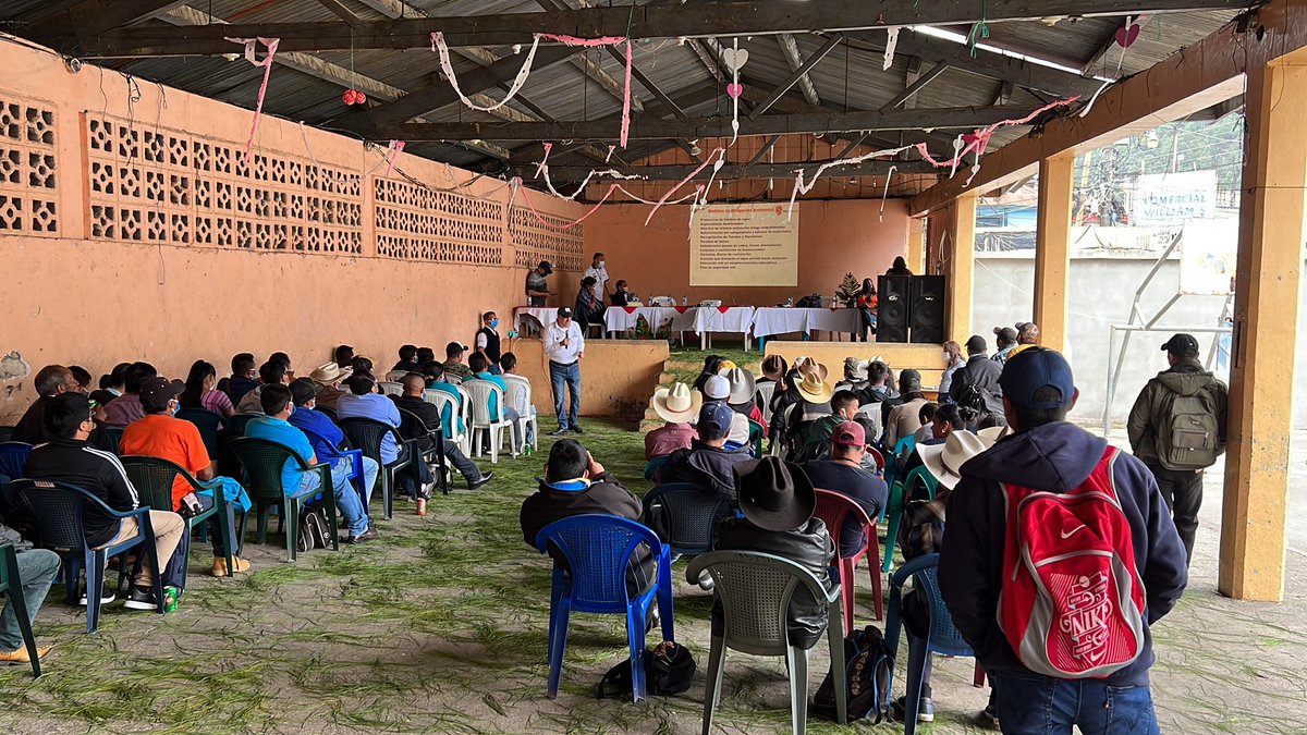 Checoca's tweet image. Exposición del proyecto carretero Pet - San Sebastián Coatán - San Miguel Acatán.