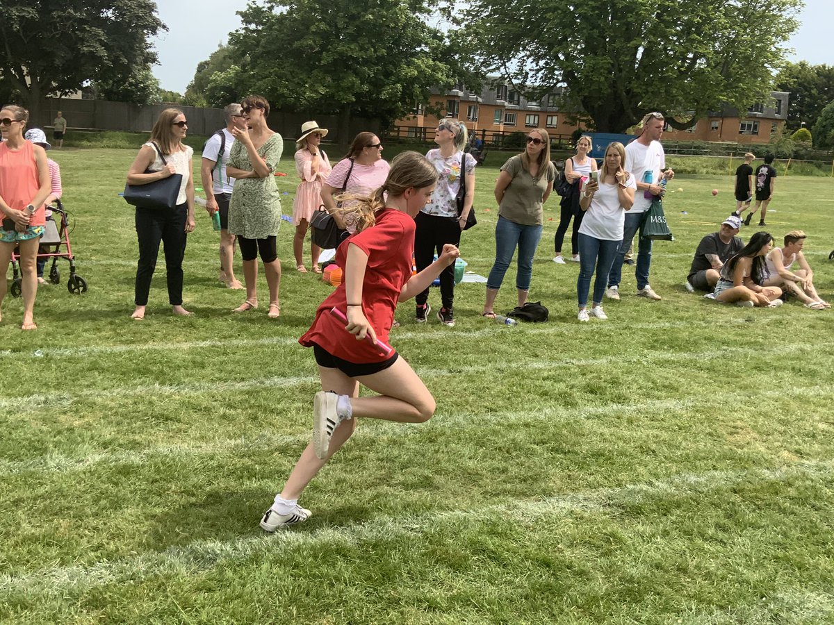 NorthTown6LS's tweet photo. We enjoyed cheering one another along during the races! https://t.co/rg6hhp14Yq