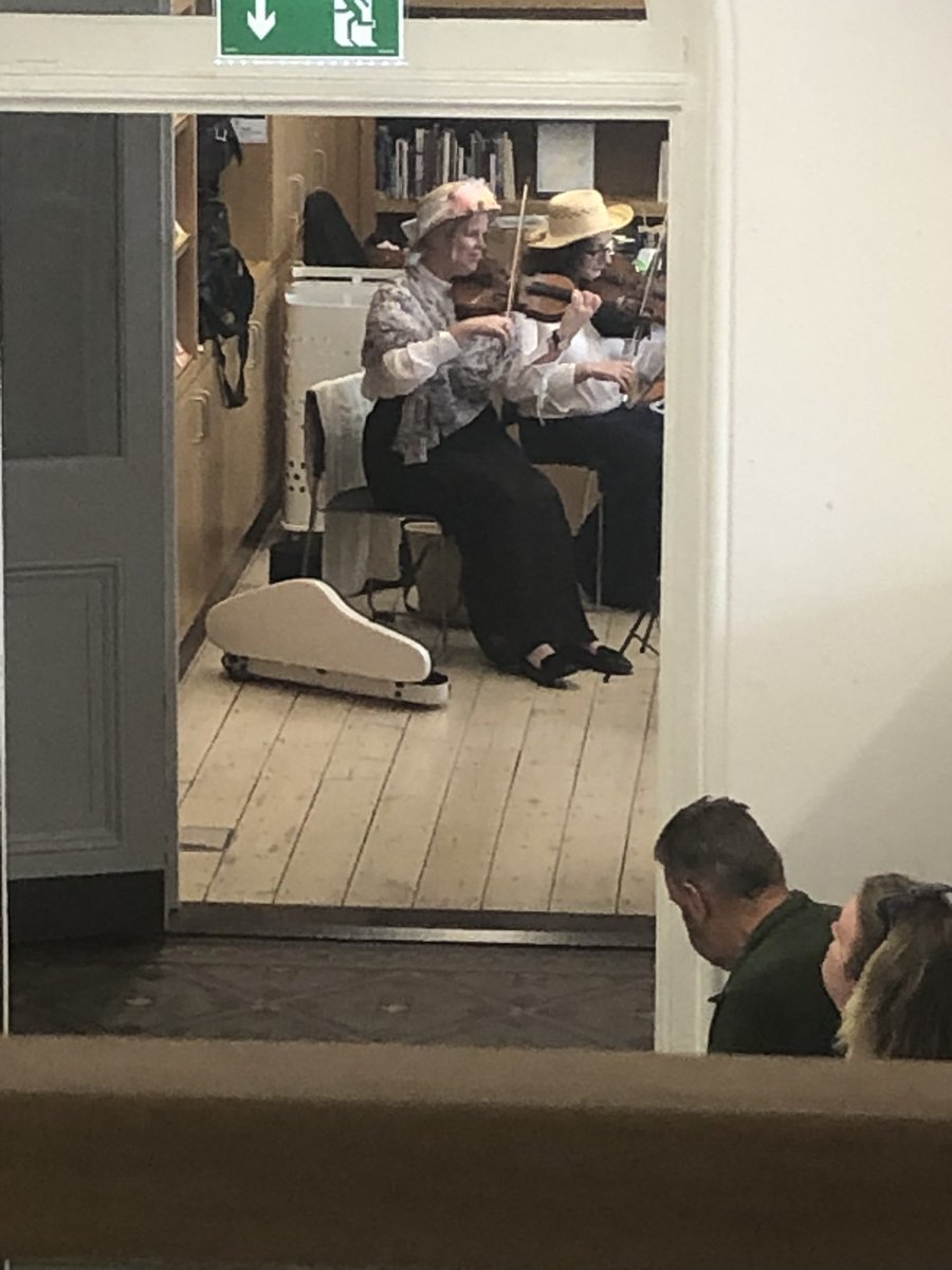 marthafanning's tweet photo. Wonderful #Bloomsday2022 concert by @NewparkMusic in Blackrock Library. https://t.co/9lkA90XgAV