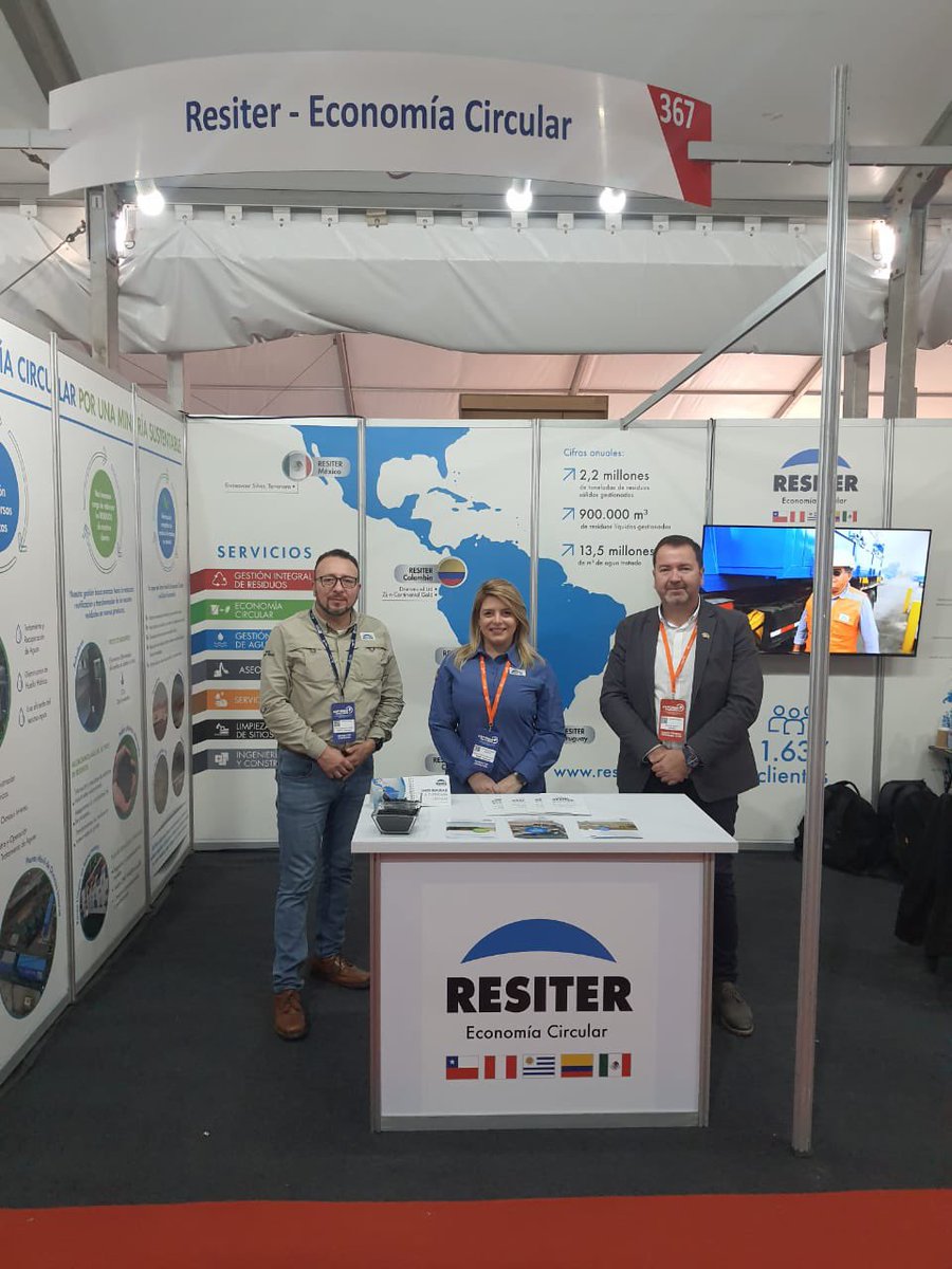 CORPROA's tweet photo. Algunas imágenes de las visitas de nuestros socios y que nos han acompañados en el Stand @CORPROA en @exponorcl #NorteAbierto #Ferronor @resiterchile Gracias y a seguir trabajando por #Atacama, su gente y sus empresas… #Exponor2022 https://t.co/YSVfLRGW2N