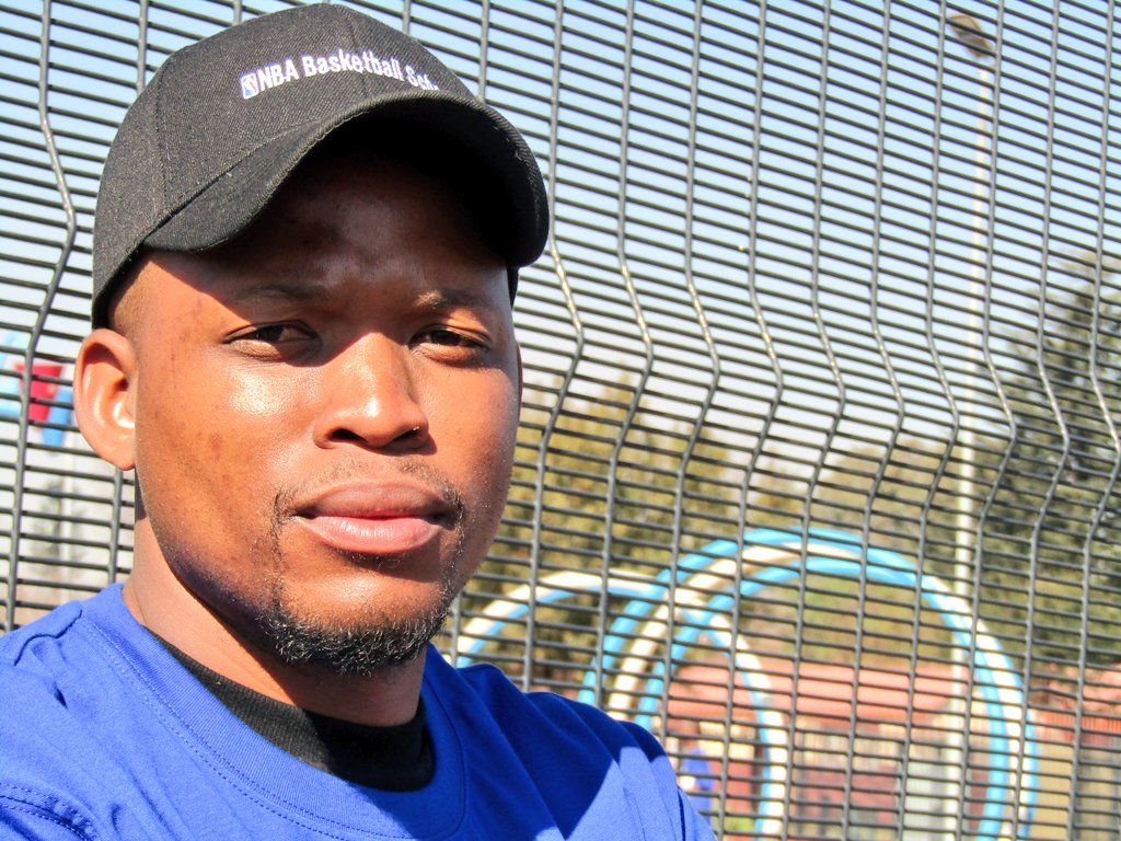 Sam_Makgoshing's tweet photo. How my day looked like. 

#YouthDay2022  #soweto #basketball https://t.co/wZaGt4ZBHq