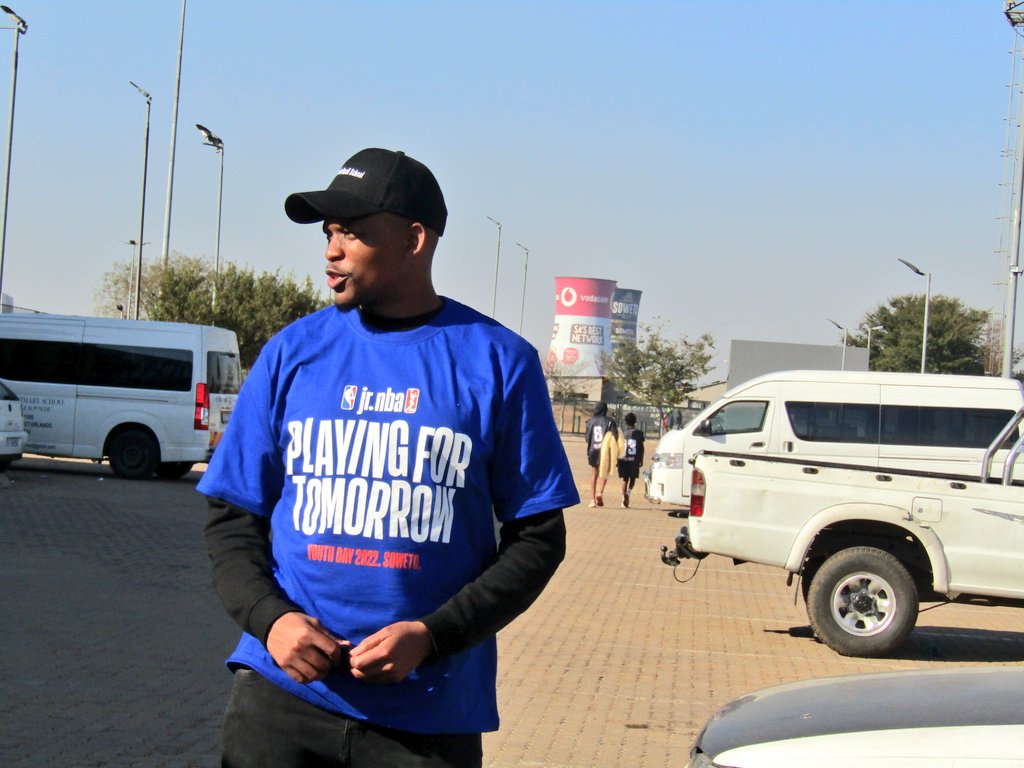 Sam_Makgoshing's tweet photo. How my day looked like. 

#YouthDay2022  #soweto #basketball https://t.co/wZaGt4ZBHq